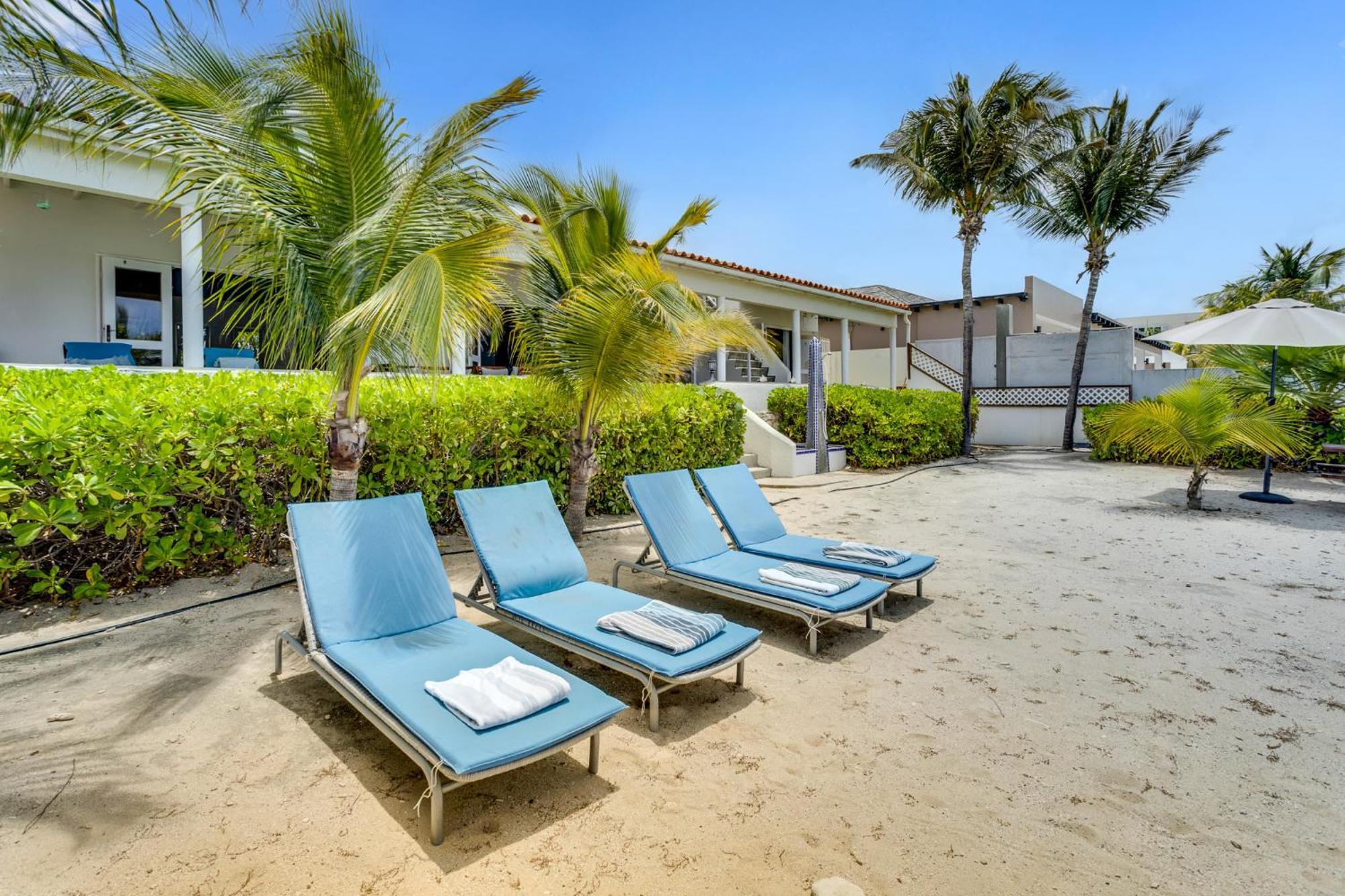 Oceanfront - Villa Port Of Call - Playa Exterior photo