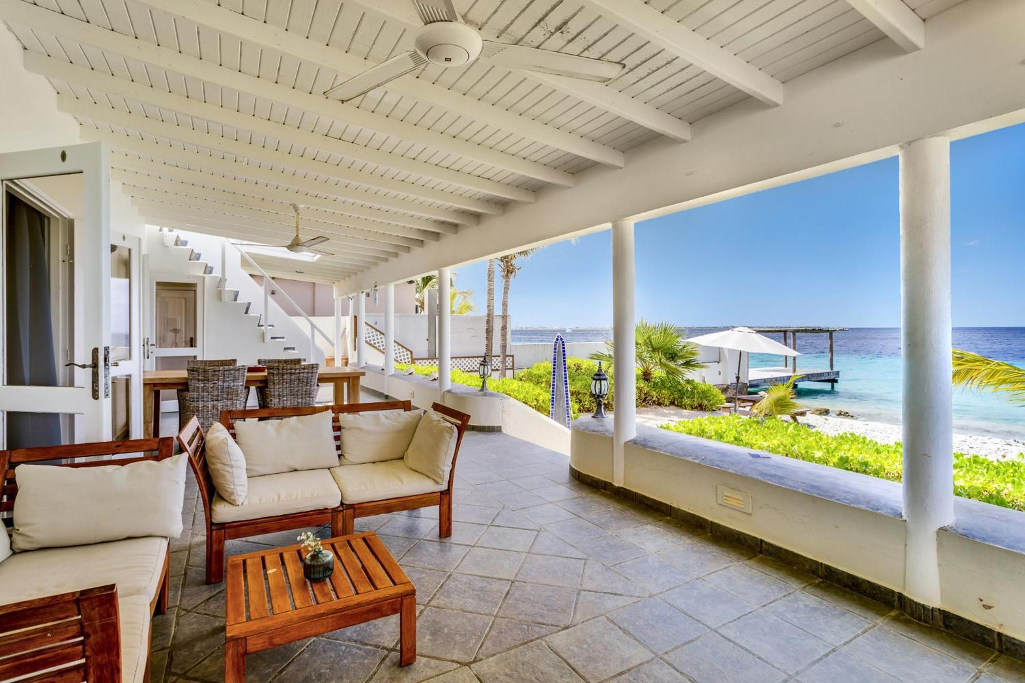 Oceanfront - Villa Port Of Call - Playa Exterior photo
